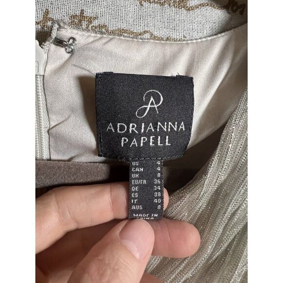 NWOT Women's ADRIANNA PAPELL Shiny Silver Front Twist Fairy Regency Top Size 4 - Picture 6 of 7